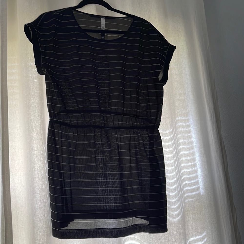 Kensie Black striped dress